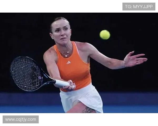 魔咒难破斯维托丽娜四强遭横扫